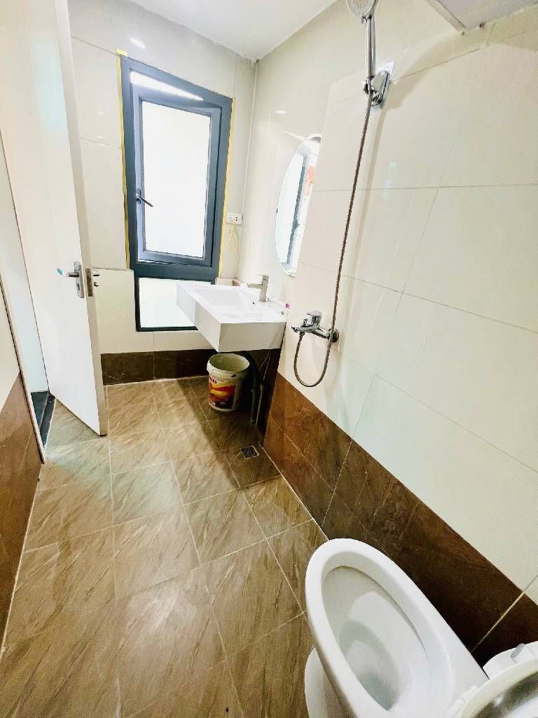 Bán nhà Thái Thịnh - diện tích 65m2 4 tầng - nhà đẹp hiện đại đầy đủ nội thất - giá 3,8 tỷ