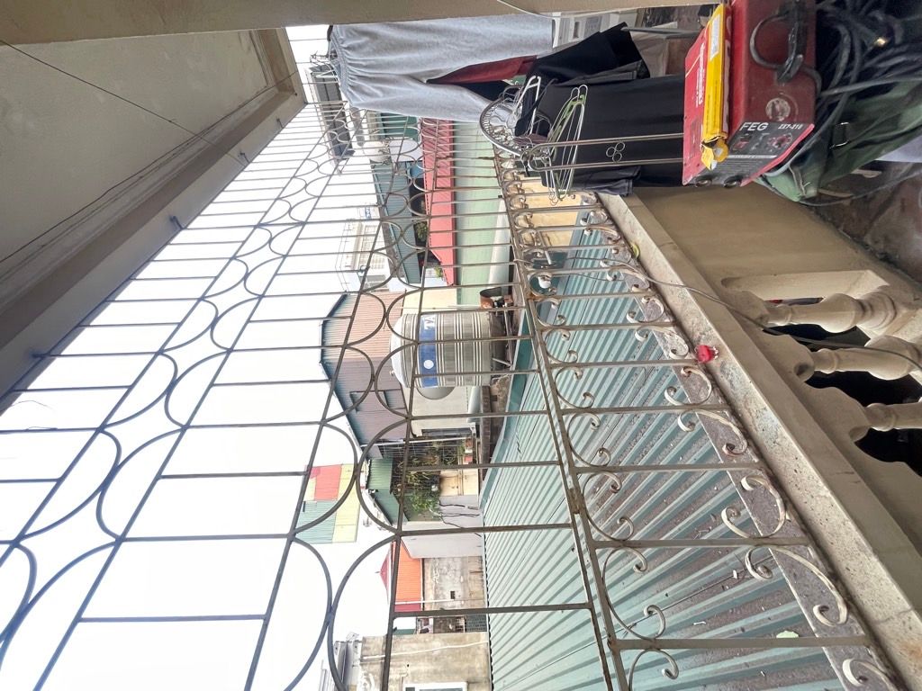 Bán nhà Minh Khai - diện tích 26m2 4 tầng - Ngõ ba gác tránh, 20m ra mặt phố - giá 6,35 tỷ