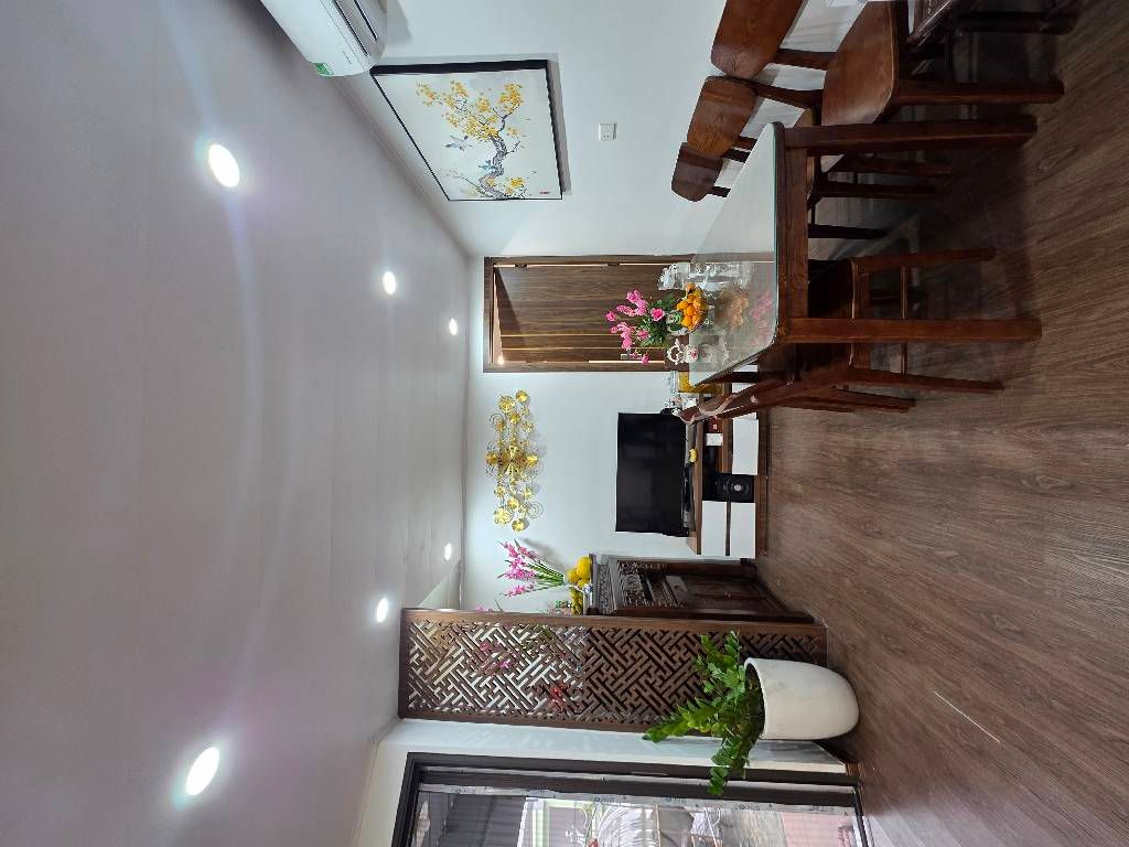 Bán nhà Lương Đình Của - diện tích 36m2 5 tầng - lô góc - giá 5,35 tỷ