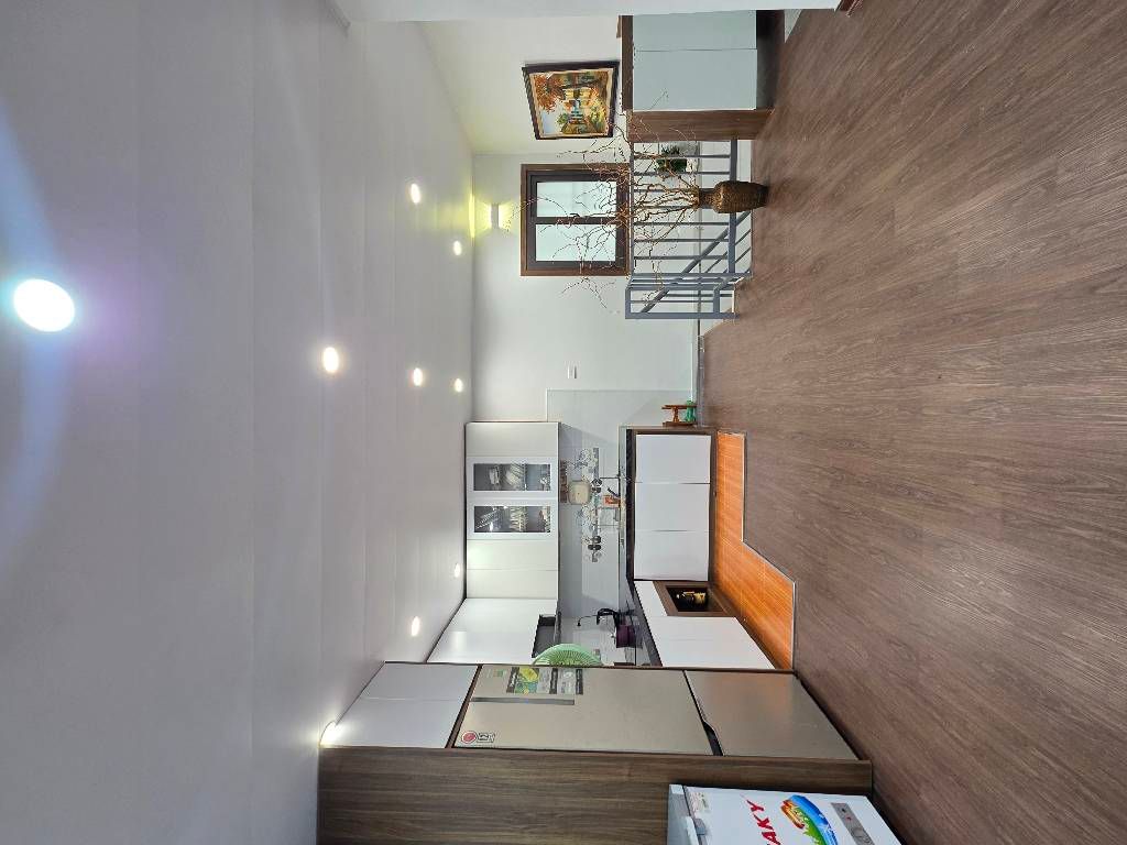 Bán nhà Lương Đình Của - diện tích 36m2 5 tầng - lô góc - giá 5,35 tỷ