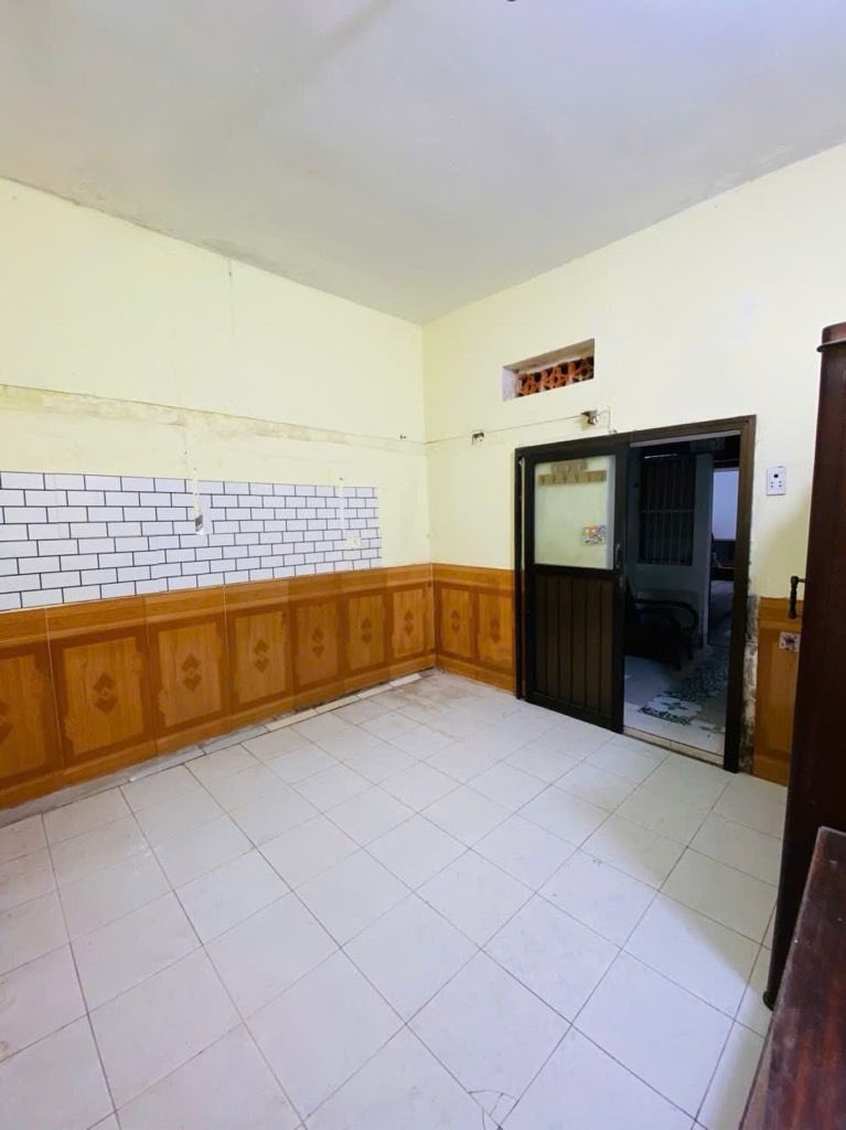 Bán nhà Lò Đúc - diện tích 40m2 1 tầng - Ô tô đỗ gần - giá 3,2 tỷ