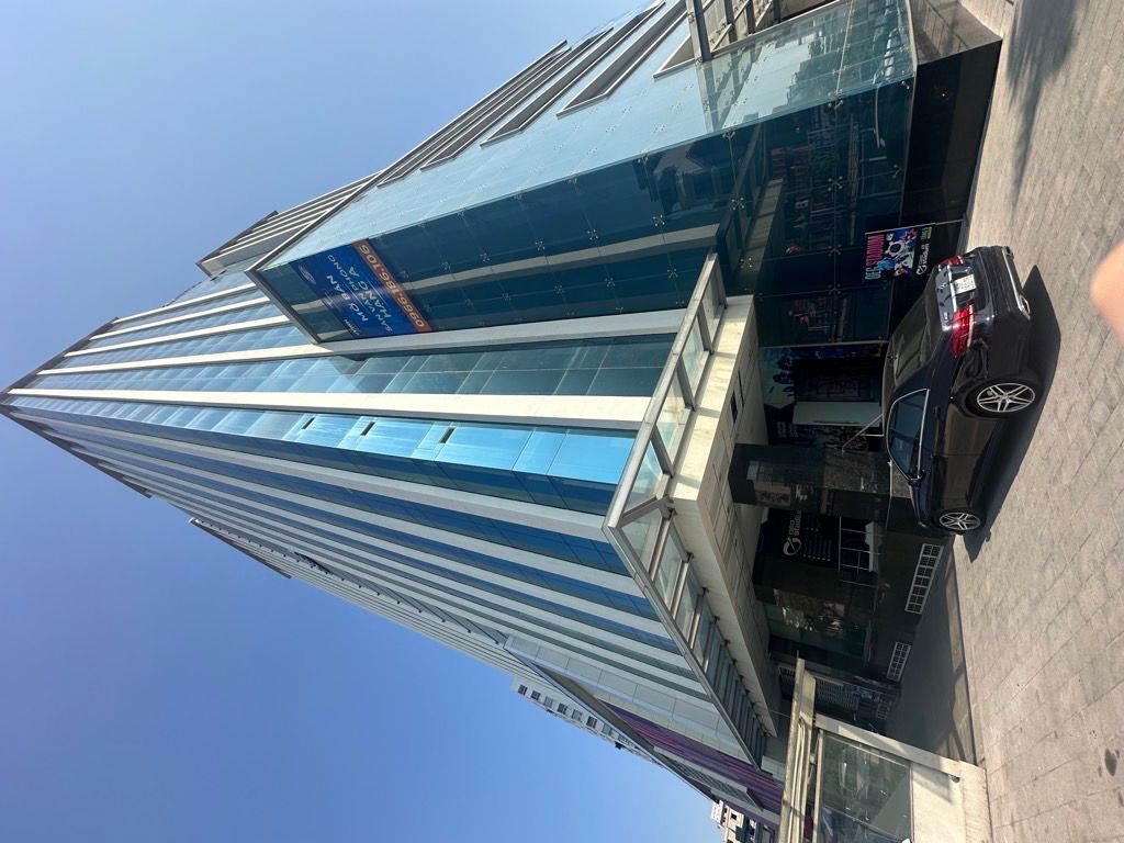 Bán nhà Bạch Mai - diện tích 228m2 1 tầng - Căn góc 4 mặt kính - giá 14,2 tỷ