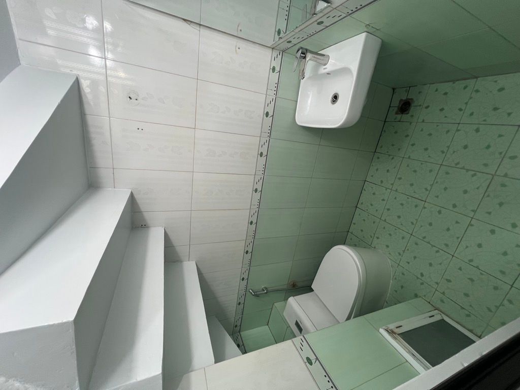 Bán nhà Nam Dư - diện tích 48m2 5 tầng - Ô TÔ ĐỖ CỔNG NGÕ THÔNG - giá 10,9 tỷ