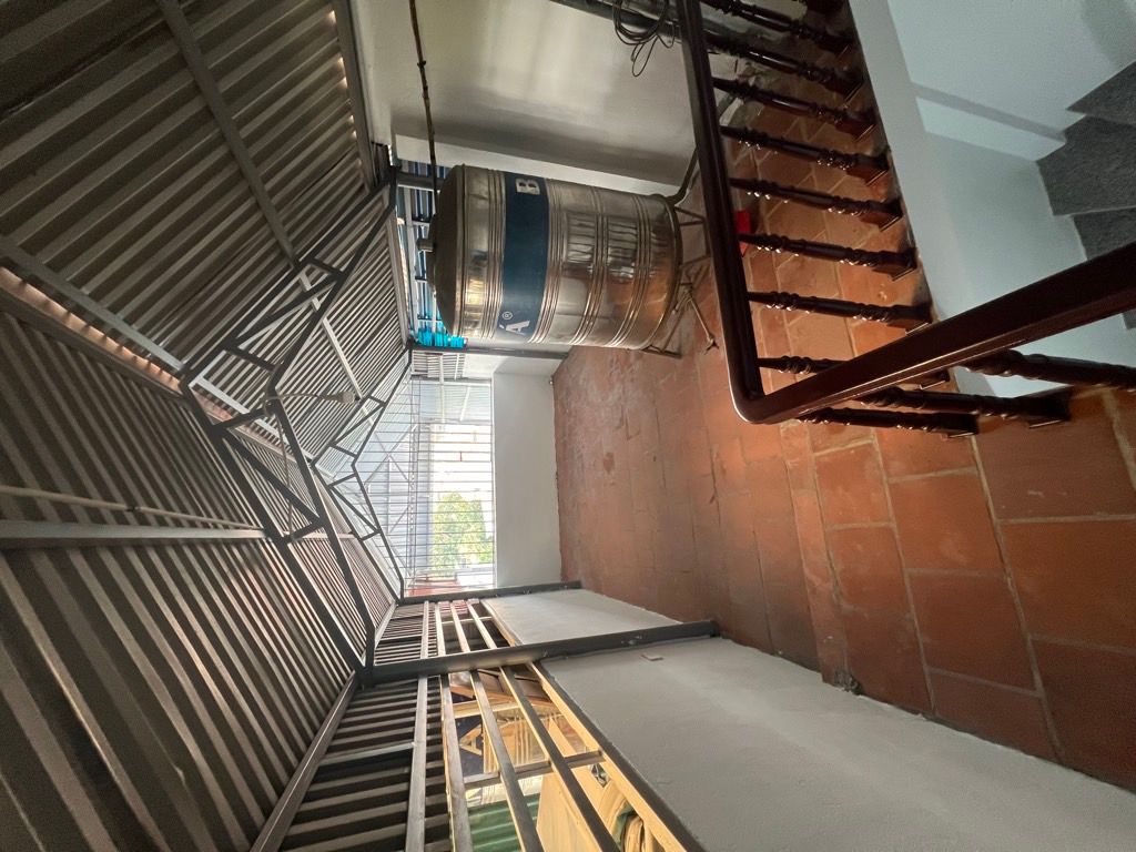 Bán nhà Nam Dư - diện tích 48m2 5 tầng - Ô TÔ ĐỖ CỔNG NGÕ THÔNG - giá 10,9 tỷ