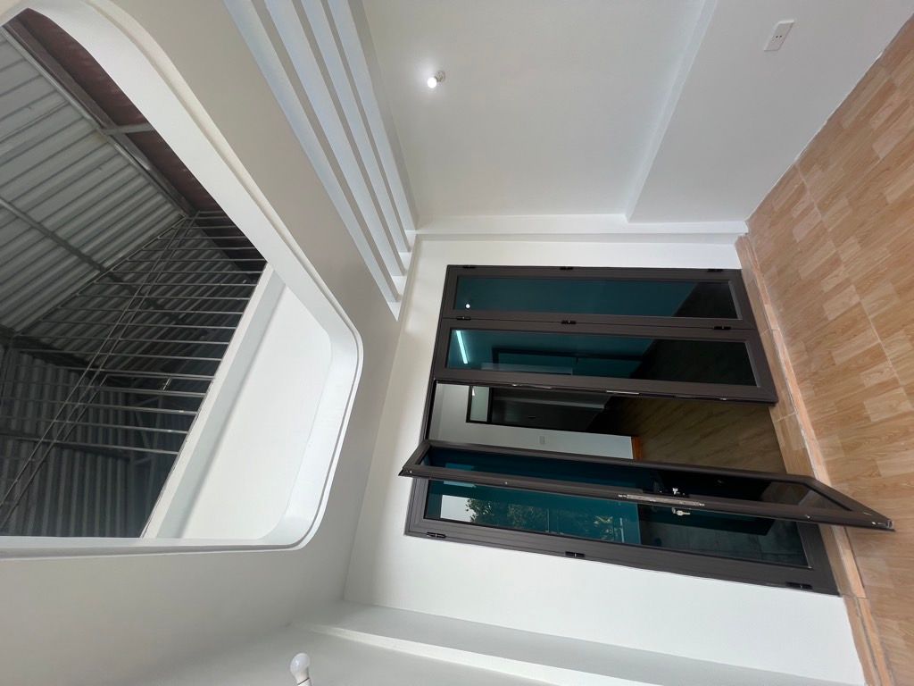 Bán nhà Nam Dư - diện tích 48m2 5 tầng - Ô TÔ ĐỖ CỔNG NGÕ THÔNG - giá 10,9 tỷ