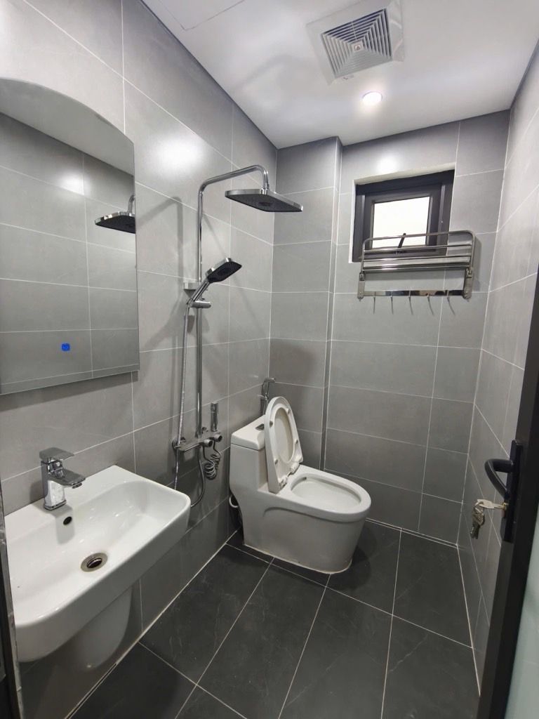 Bán nhà Linh Quang - diện tích 31m2 5 tầng - Ngõ thông gần hồ - giá 9,6 tỷ