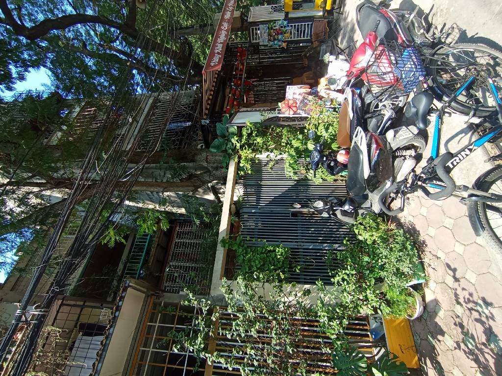 Bán nhà Hoàng Ngọc Phách - diện tích 33.7m2 1 tầng - Ô TÔ - giá 7.8 tỷ