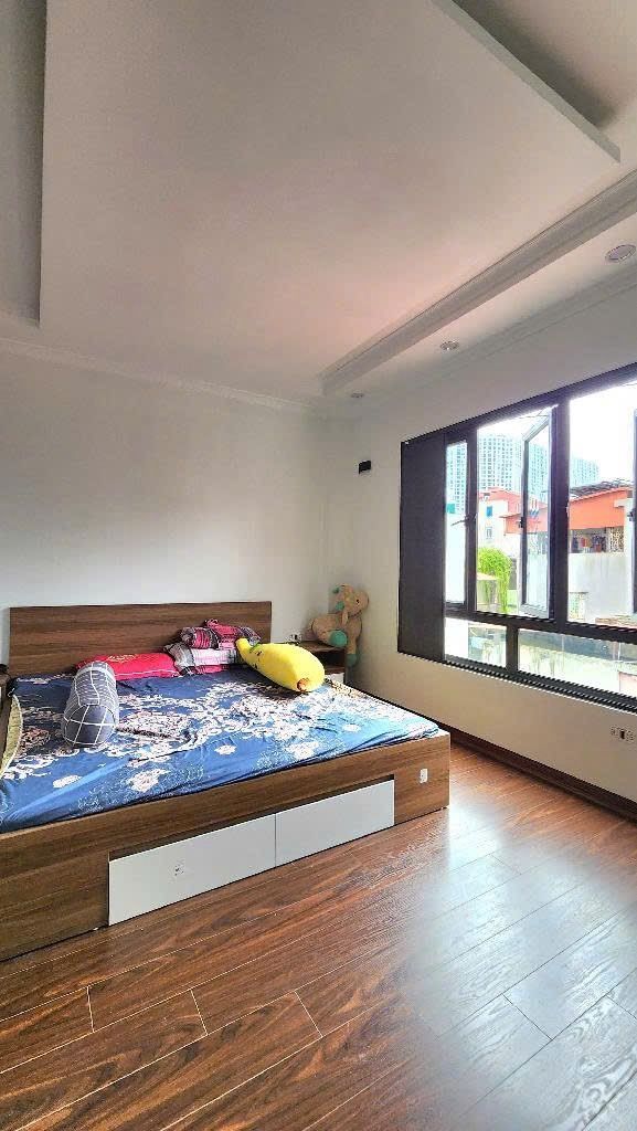 Bán nhà Thịnh Quang - diện tích 40m2 6 tầng - Nhà xây mới có GPXD thang máy xịn - giá 11,6 tỷ