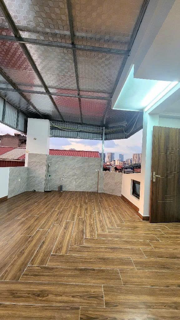 Bán nhà Thịnh Quang - diện tích 40m2 6 tầng - Nhà xây mới có GPXD thang máy xịn - giá 11,6 tỷ