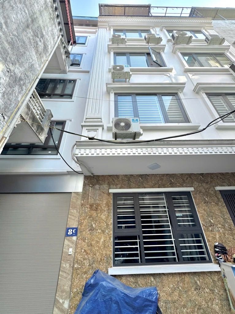 Bán nhà Thịnh Quang - diện tích 40m2 6 tầng - Nhà xây mới có GPXD thang máy xịn - giá 11,6 tỷ