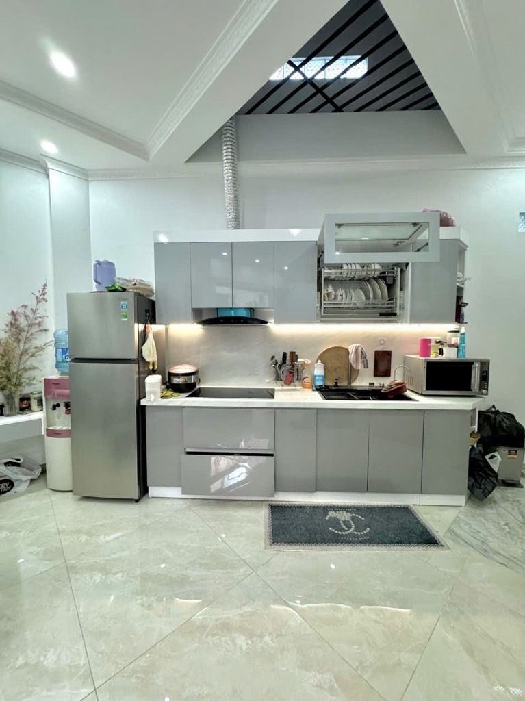 Bán nhà Thịnh Quang - diện tích 40m2 6 tầng - Nhà xây mới có GPXD thang máy xịn - giá 11,6 tỷ