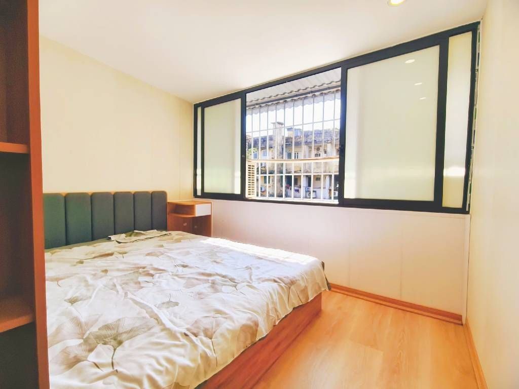 Bán nhà Quỳnh Lôi - diện tích 56m2 1 tầng - ô tô tránh - giá 3,8 tỷ