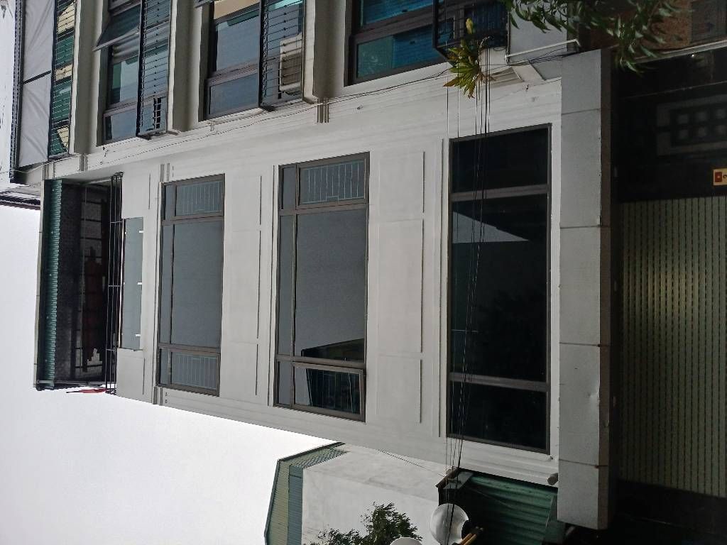 Bán nhà Tây Nam Linh Đàm - diện tích 60m2 5 tầng - ô tô tránh - giá 20,75 tỷ