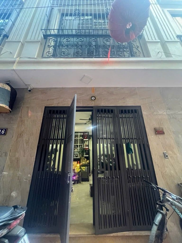 Bán nhà trong ngõ phố Ngọc Thụy 30m2 x 5 tầng, Q Long Biên – Giá 5,9 tỷ