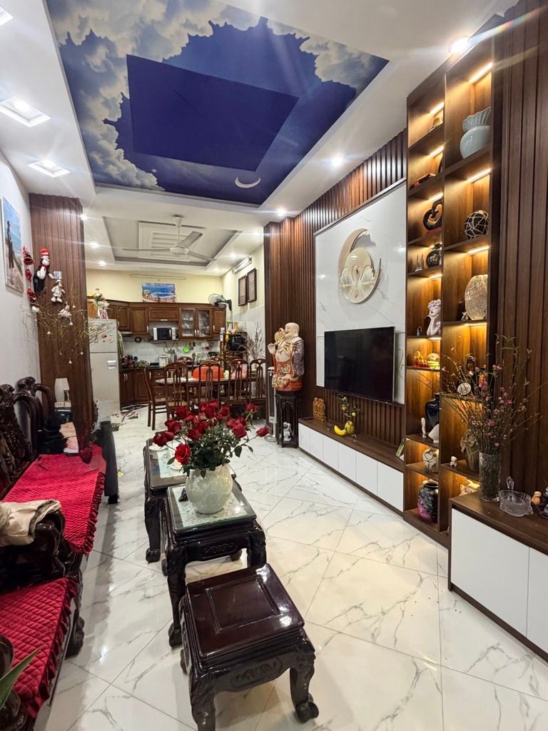 Bán nhà Trần Đại Nghĩa - diện tích 53m2 4 tầng - Mặt ngõ thông - giá 16,8 tỷ