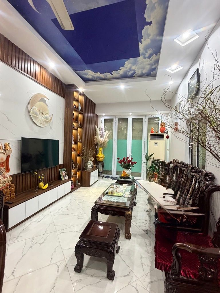 Bán nhà Trần Đại Nghĩa - diện tích 53m2 4 tầng - Mặt ngõ thông - giá 16,8 tỷ