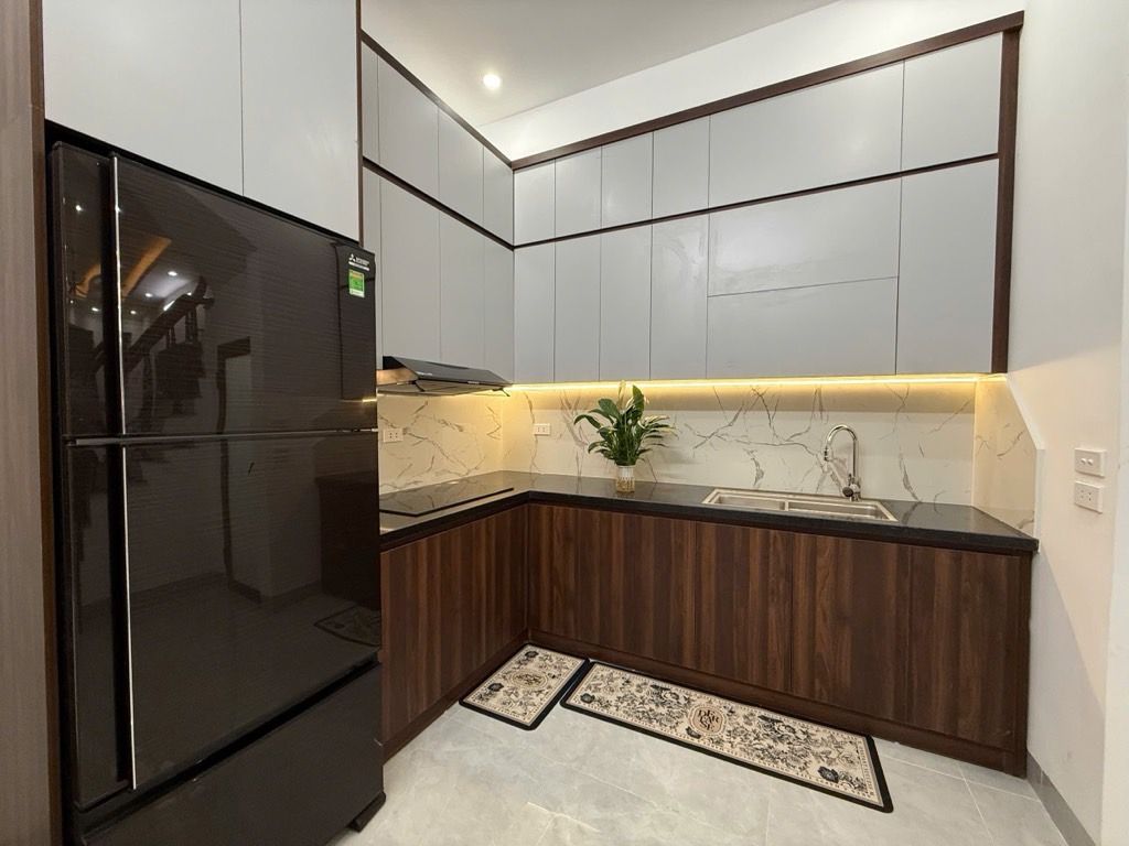 Bán nhà Trường Chinh - diện tích 34m2 4 tầng - Mặt ngõ thông - giá 9,6 tỷ