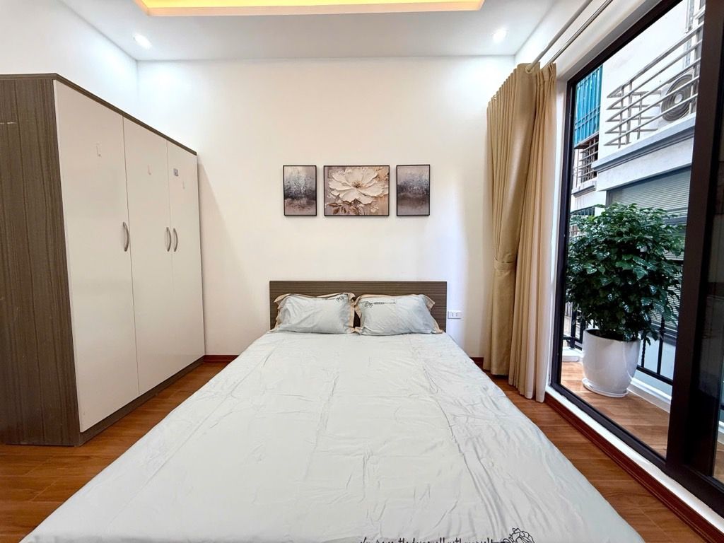 Bán nhà Trường Chinh - diện tích 34m2 4 tầng - Mặt ngõ thông - giá 9,6 tỷ