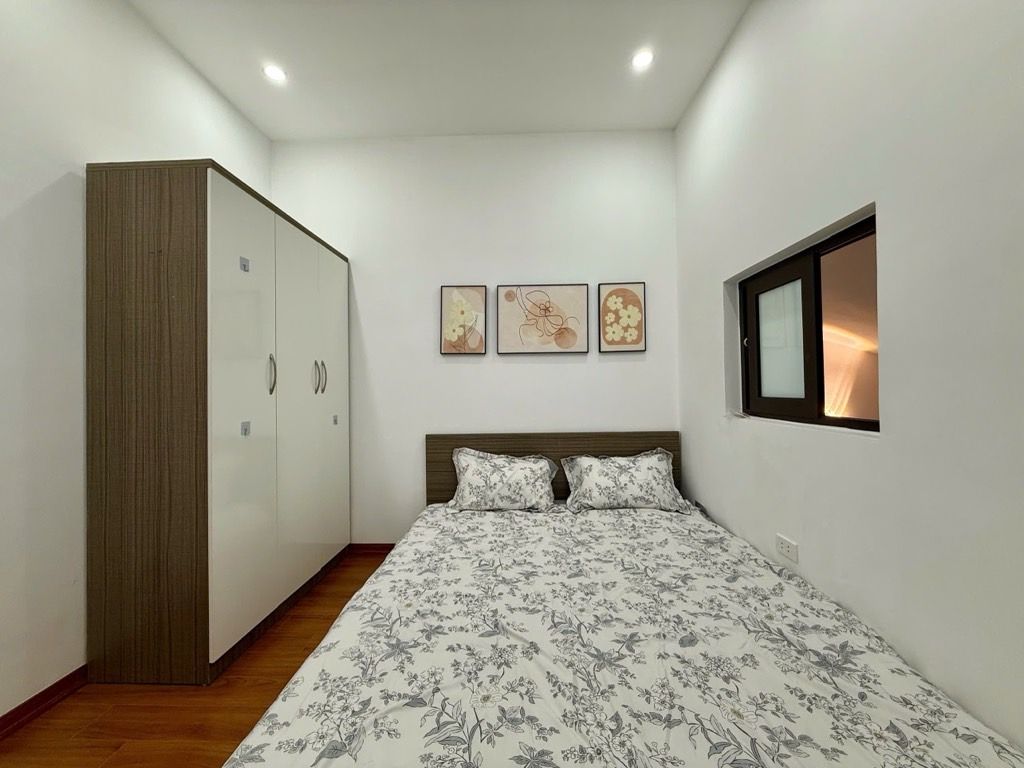 Bán nhà Trường Chinh - diện tích 34m2 4 tầng - Mặt ngõ thông - giá 9,6 tỷ