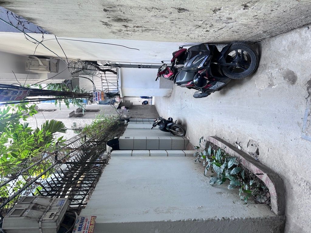 Bán nhà Ô Đồng Lầm - diện tích 41m2 4 tầng - Lô góc, ô tô tránh - giá 15,8 tỷ