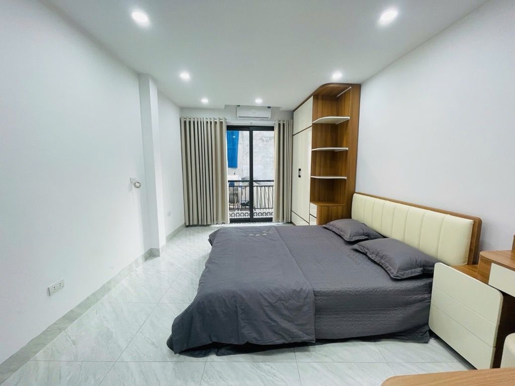 Bán nhà Võ Thị Sáu - diện tích 63.6m2 3 tầng - Ngõ ba gác - giá 12,6 tỷ