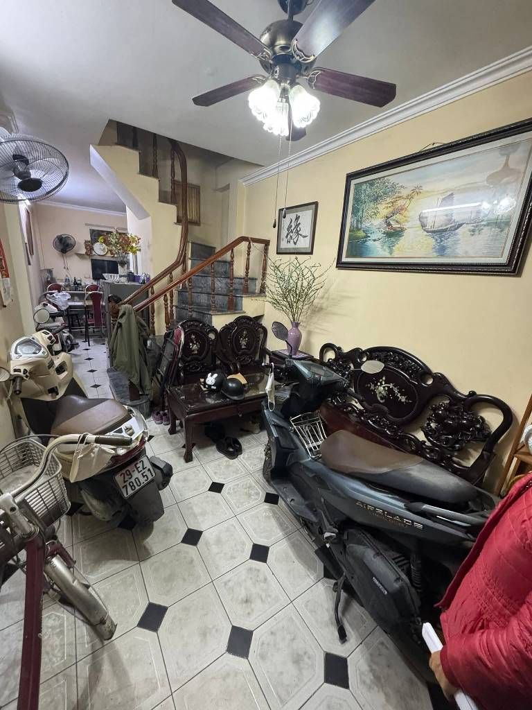 Bán nhà Văn Chương - diện tích 27m2 4 tầng - Lô góc - giá 8,1 tỷ