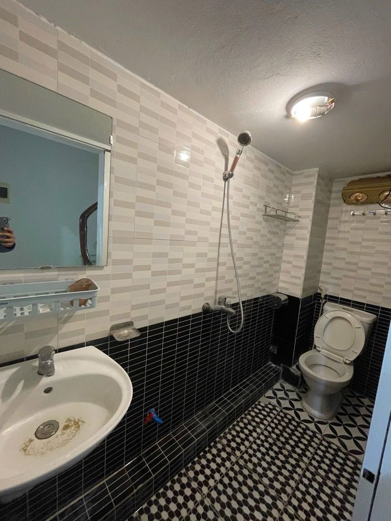 Bán nhà Văn Chương - diện tích 19m2 5 tầng - ngõ xe máy tránh nhau - giá 6 tỷ