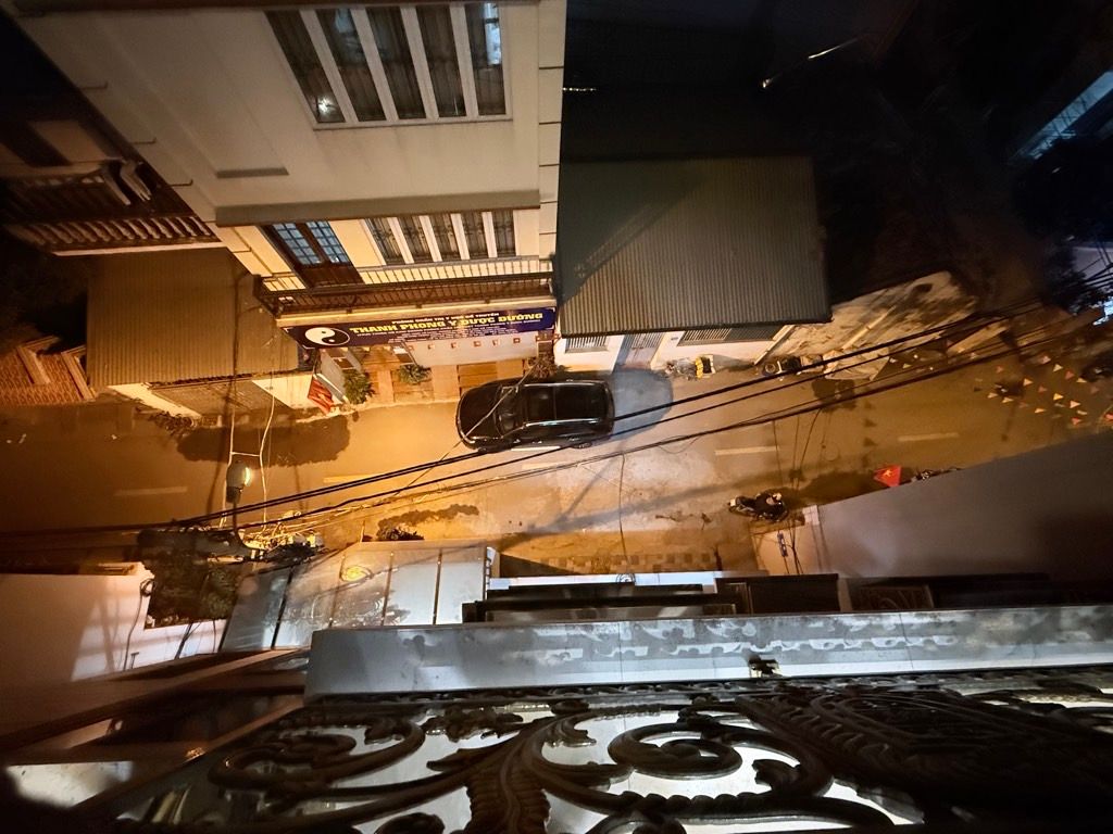 Bán nhà Hưng Phúc - diện tích 34,1m2 6 tầng - Ô TÔ TRÁNH - giá 12 tỷ