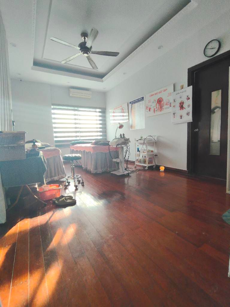 Bán nhà Nguyễn Chí Thanh - diện tích 127m2 15 tầng - Nhà đẹp hiếm có - giá 13,98 tỷ