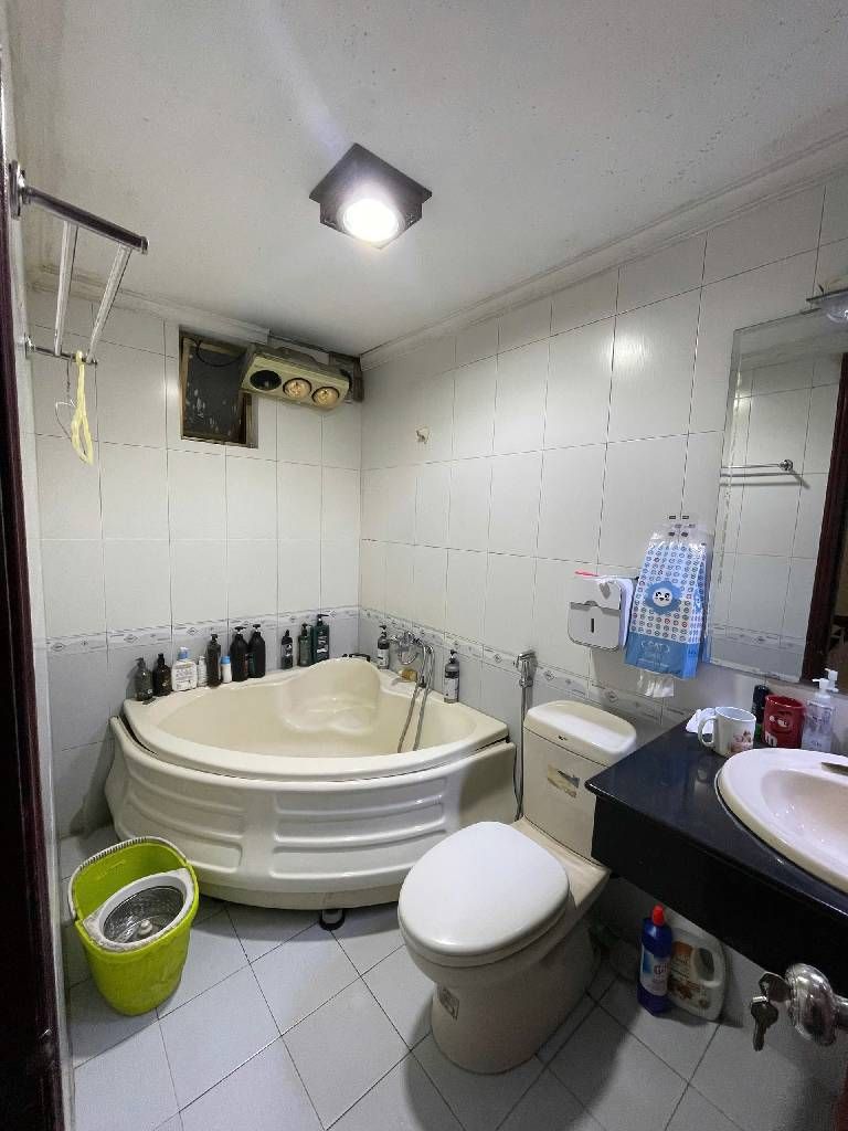 Bán nhà Quan Nhân - diện tích 46m2 5 tầng - Nở hậu - giá 13,5 tỷ