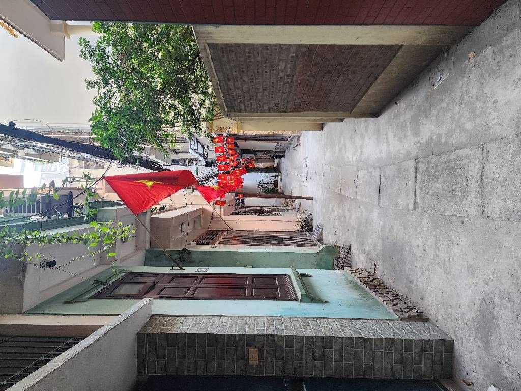 Bán nhà Quan Nhân - diện tích 46m2 5 tầng - Nở hậu - giá 13,5 tỷ