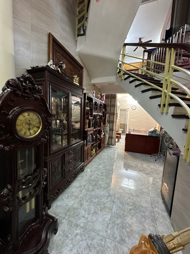 Bán nhà Yên Lãng - diện tích 49,8m2 5 tầng - Ô TÔ ĐỖ CỬA - giá 16,8 tỷ