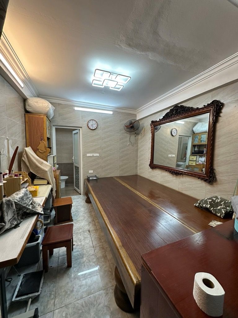 Bán nhà Yên Lãng - diện tích 49,8m2 5 tầng - Ô TÔ ĐỖ CỬA - giá 16,8 tỷ