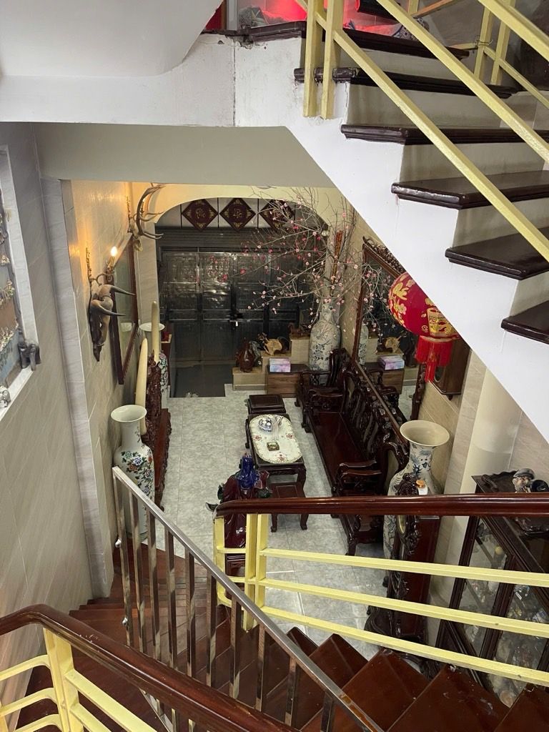 Bán nhà Yên Lãng - diện tích 49,8m2 5 tầng - Ô TÔ ĐỖ CỬA - giá 16,8 tỷ