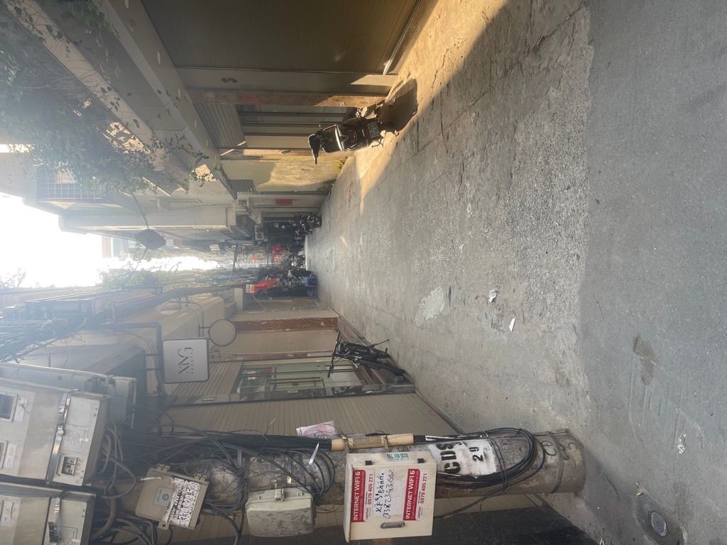 Bán nhà Yên Lãng - diện tích 49,8m2 5 tầng - Ô TÔ ĐỖ CỬA - giá 16,8 tỷ