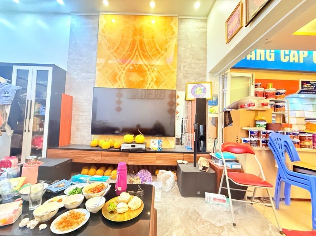 Bán nhà Lê Trọng Tấn - diện tích 45.9m2 4 tầng - ô tô tránh - giá 17,5 tỷ