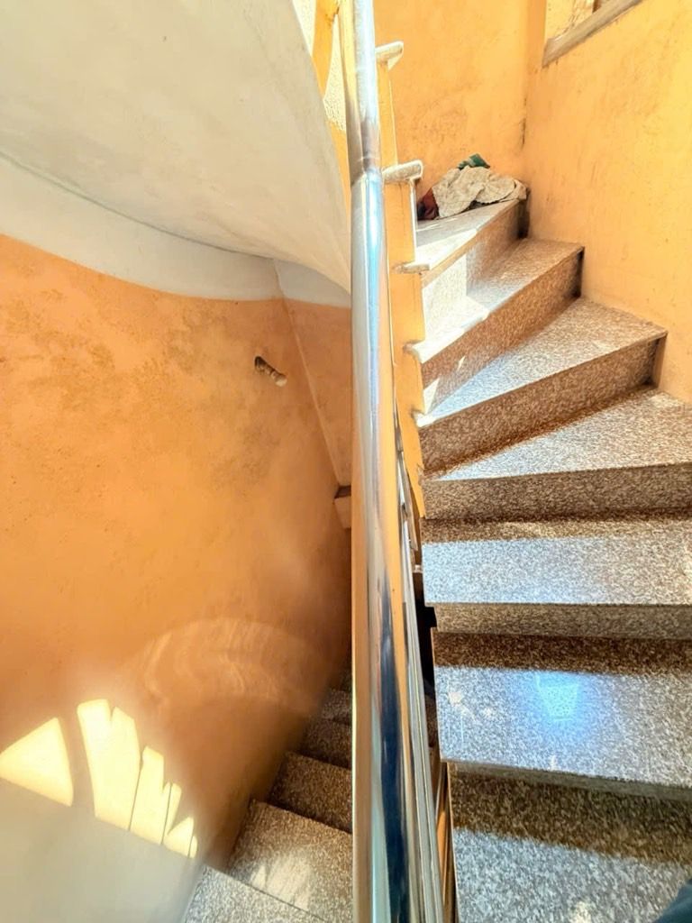 Bán nhà Lê Trọng Tấn - diện tích 45.9m2 4 tầng - ô tô tránh - giá 17,5 tỷ