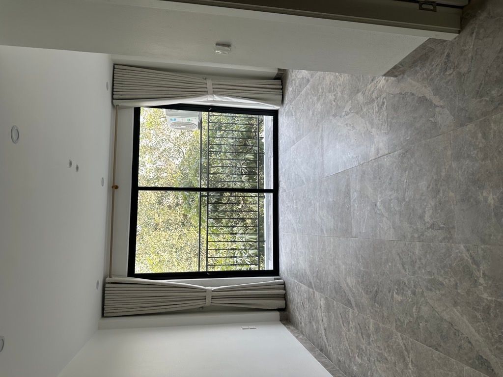 Bán nhà Tây Trà - diện tích 40m2 7 tầng - Ô tô tránh - giá 18 tỷ