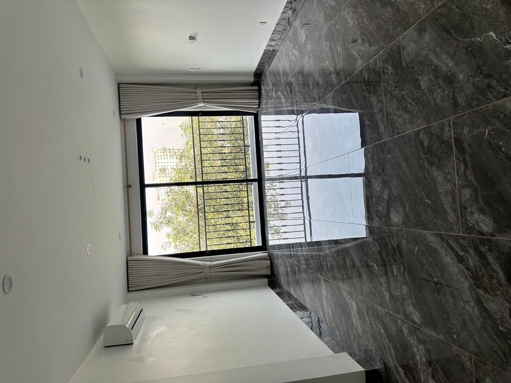 Bán nhà Tây Trà - diện tích 40m2 7 tầng - Ô tô tránh - giá 18 tỷ