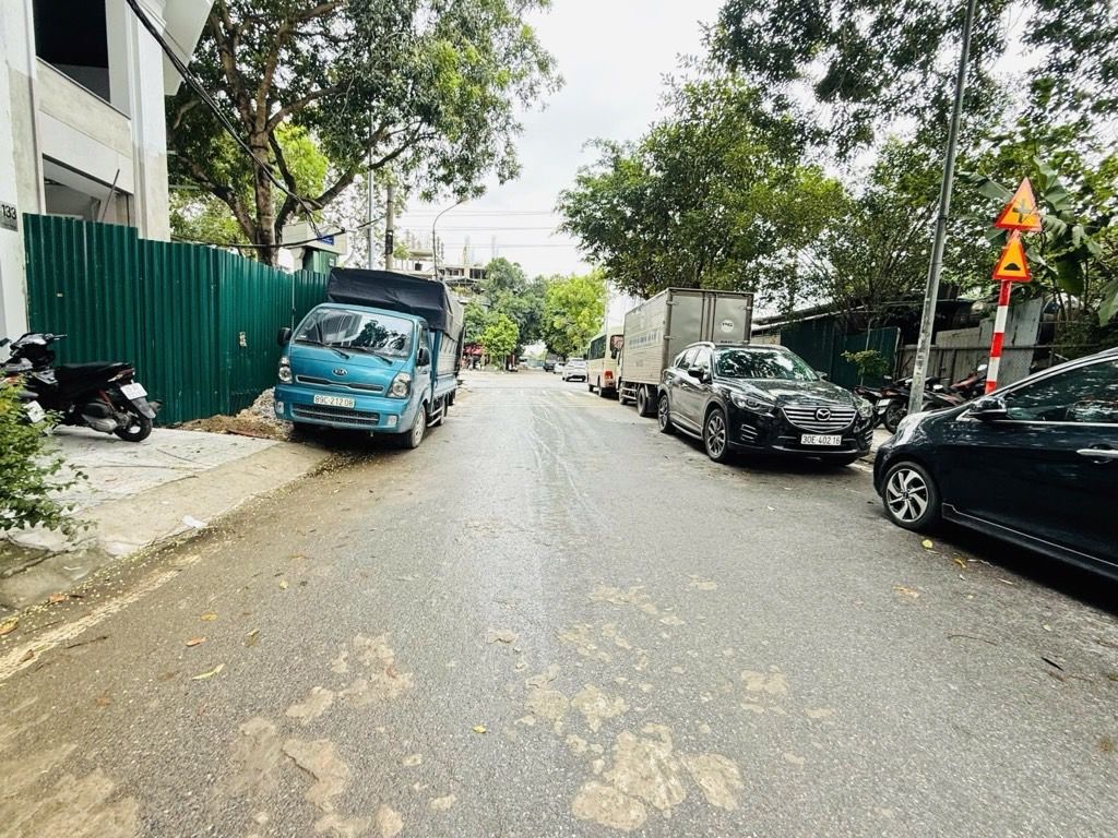 Bán nhà Tây Trà - diện tích 40m2 7 tầng - Ô tô tránh - giá 18 tỷ