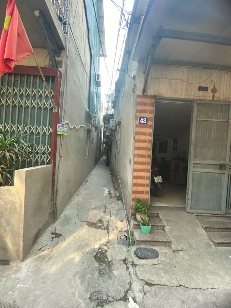 Bán nhà Lĩnh Nam - diện tích 22m2 3 tầng - Nhà đẹp hiếm có - giá 1,7 tỷ