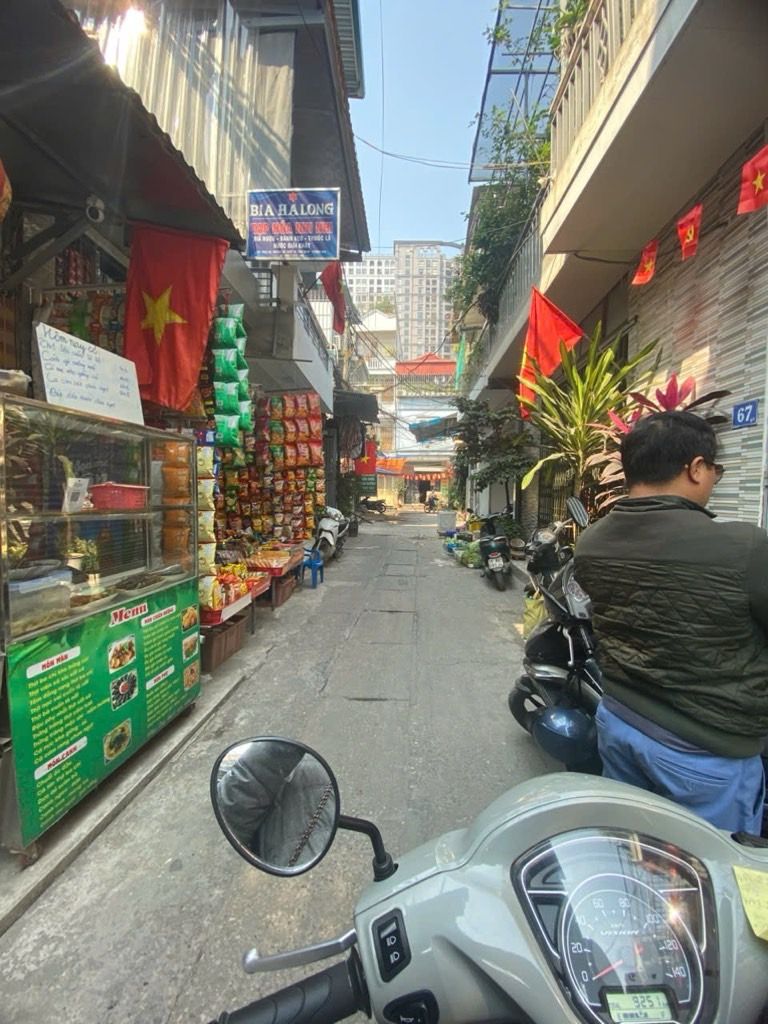 Bán nhà Lĩnh Nam - diện tích 22m2 3 tầng - Nhà đẹp hiếm có - giá 1,7 tỷ