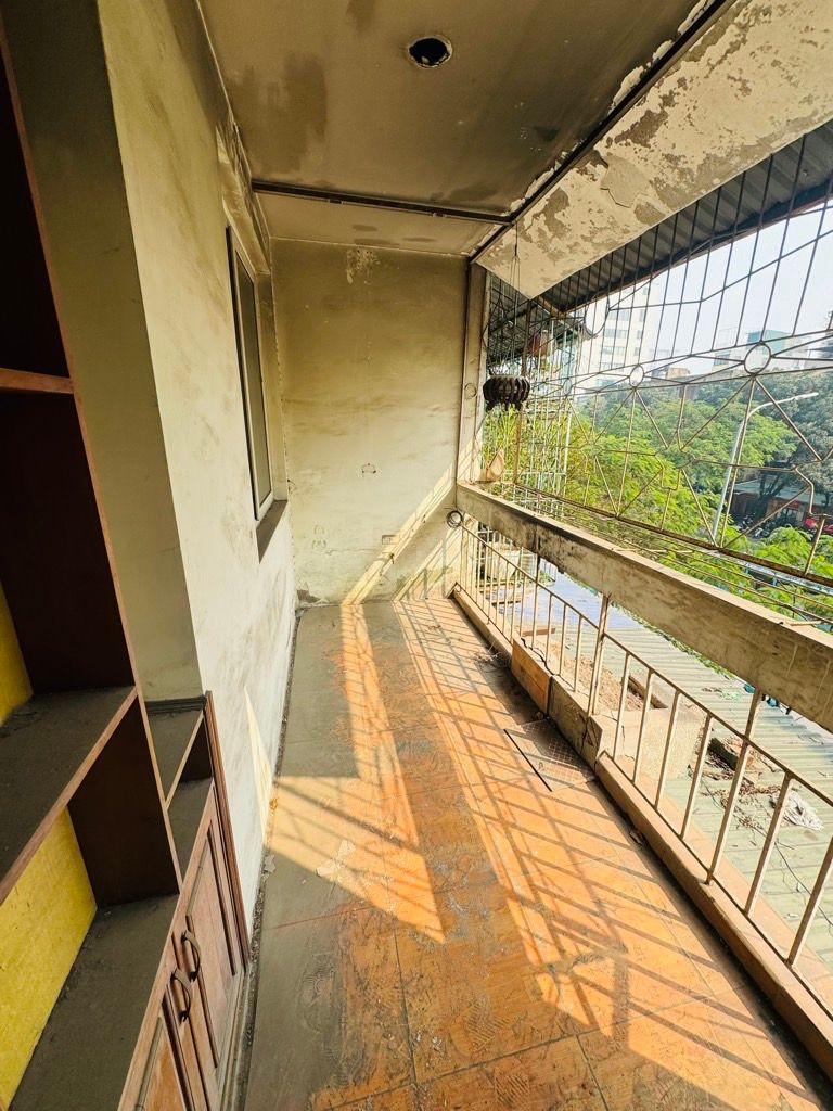 Bán nhà Láng Hạ - diện tích 64,8m2 3 tầng - nhà ngay mặt phố thoáng sáng - giá 5,9 tỷ