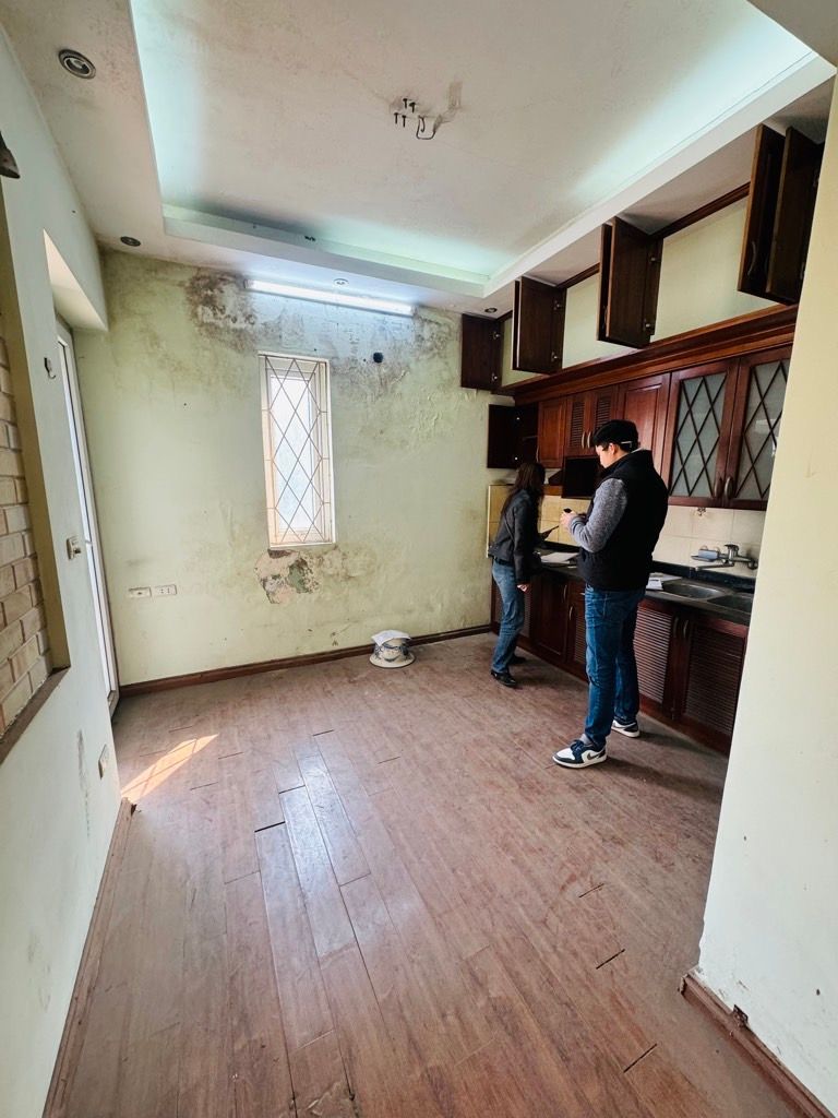 Bán nhà Láng Hạ - diện tích 64,8m2 3 tầng - nhà ngay mặt phố thoáng sáng - giá 5,9 tỷ