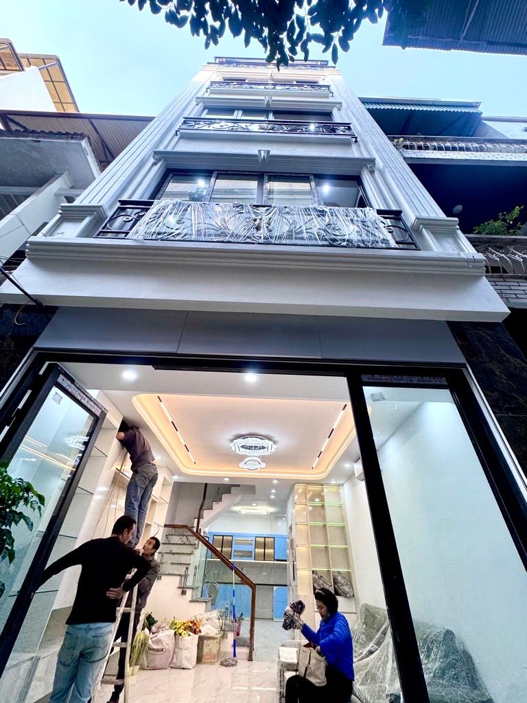 Bán nhà Tô Vĩnh Diện - diện tích 49,3m2 5 tầng - Ô TÔ VÀO NHÀ - giá 18,9 tỷ