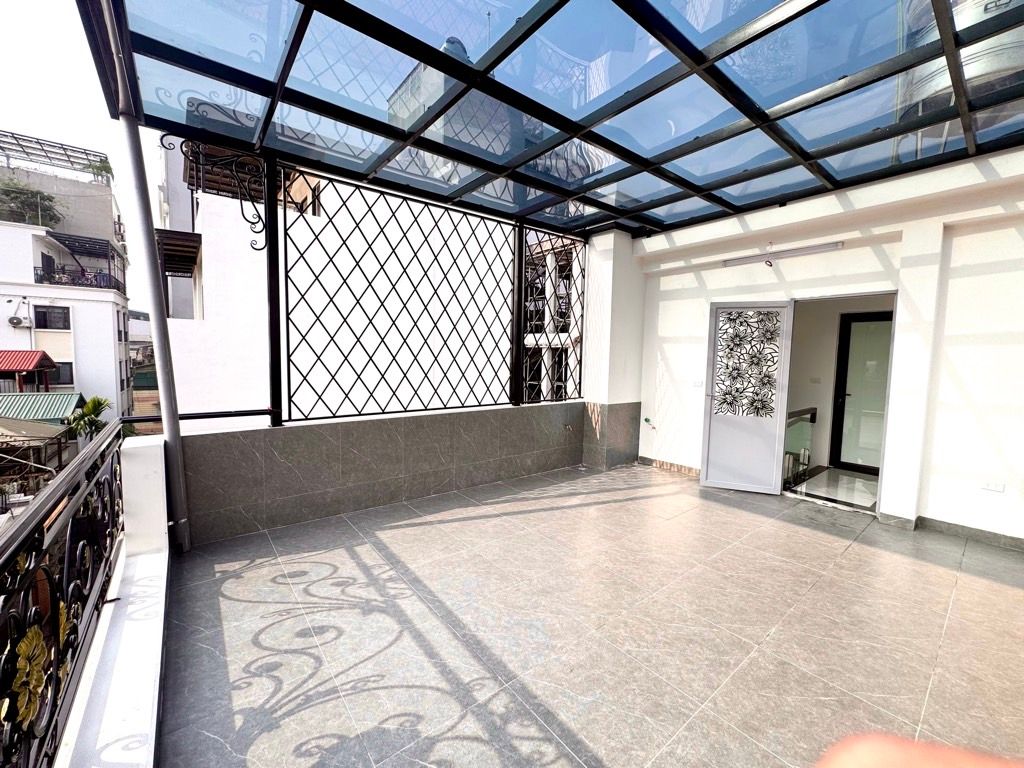 Bán nhà Tô Vĩnh Diện - diện tích 49,3m2 5 tầng - Ô TÔ VÀO NHÀ - giá 18,9 tỷ