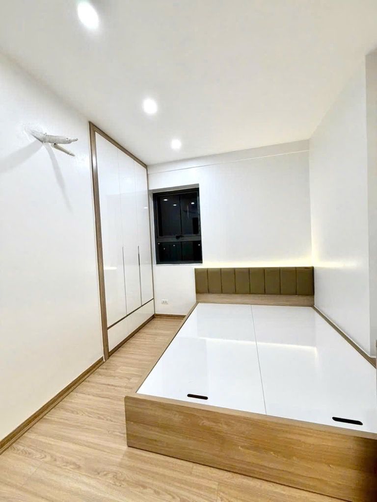 Bán nhà Tây Nam Hồ Linh Đàm - diện tích 63m2 19 tầng - SIÊU PHẨM LINH ĐÀM - giá 6 tỷ