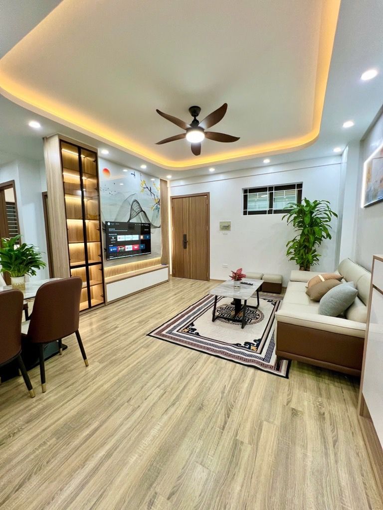 Bán nhà Bắc Linh Đàm - diện tích 73m2 3 tầng - Căn hộ chung cư lô góc 3 ngủ 2 WC - giá 6,5 tỷ