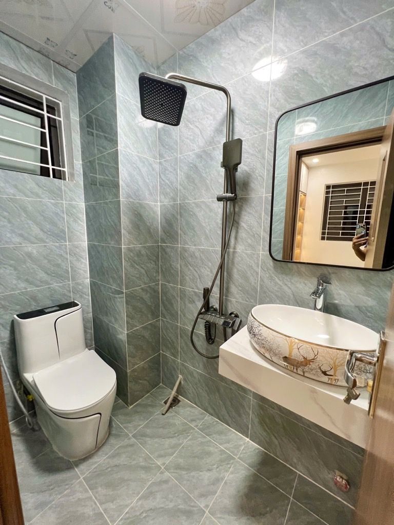 Bán nhà Bắc Linh Đàm - diện tích 73m2 3 tầng - Căn hộ chung cư lô góc 3 ngủ 2 WC - giá 6,5 tỷ