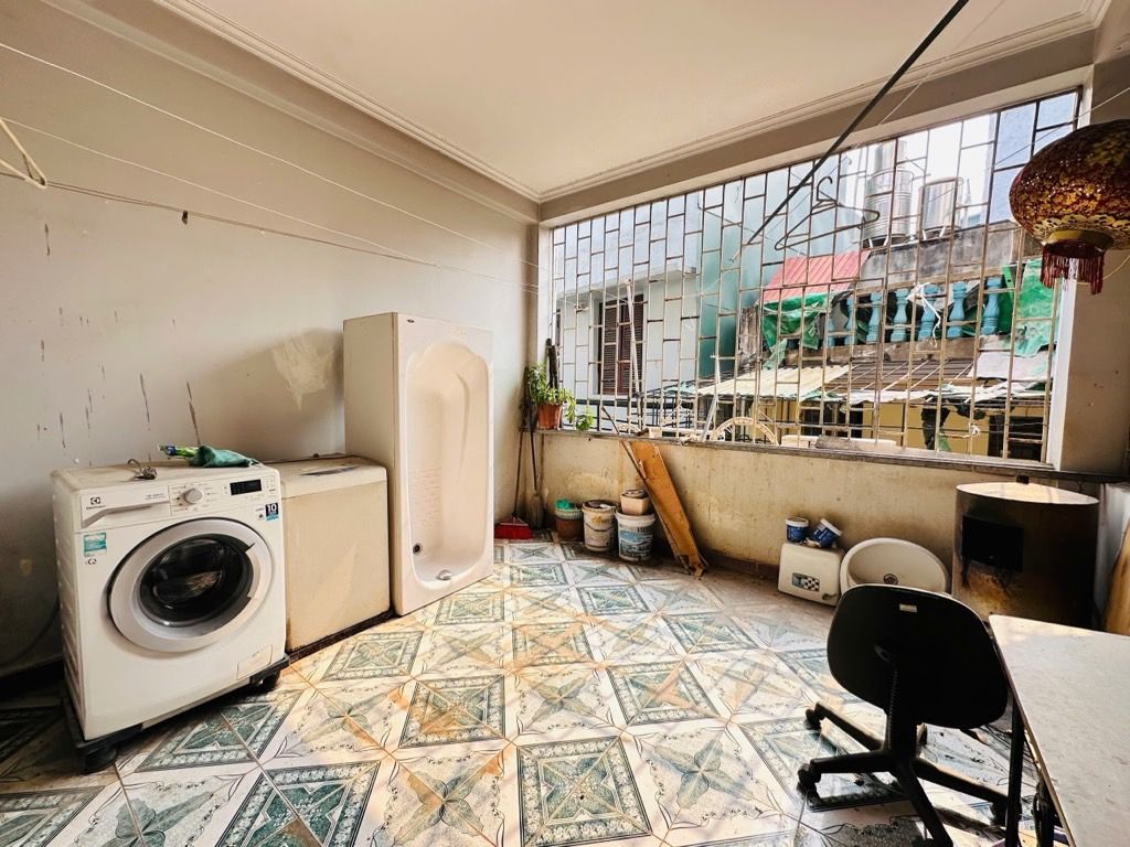 Bán nhà Quan Nhân - diện tích 59m2 4 tầng - nhà dân xây khung cột chắc chắn - giá 16,9 tỷ